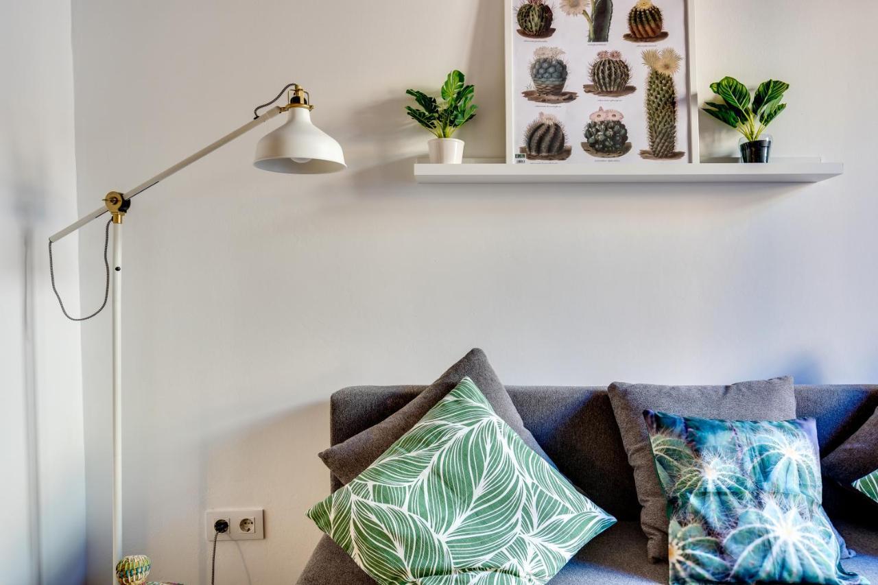 Charming & Convenient Apartment Near Plaza Espanya Barcelona Luaran gambar